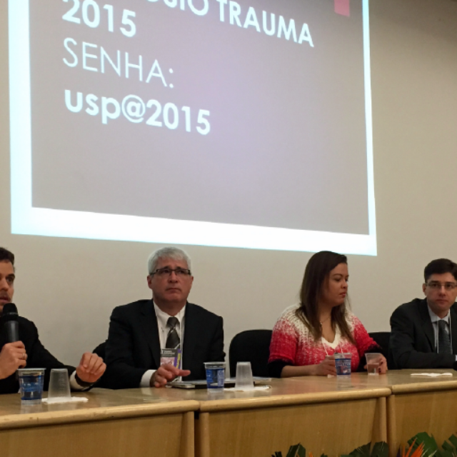 Aula sobre Controle da Danos na reanimação volêmica de pacientes traumatizados – II Simpósio Internacional de Trauma do Hospital das Clínicas da USP (2015)